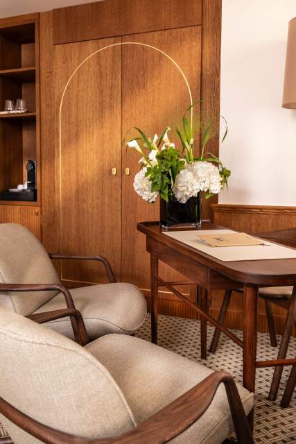 Bureau Executive 
